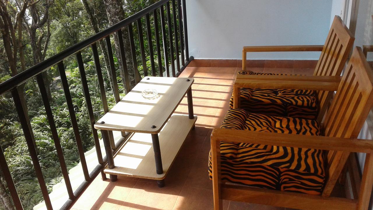 Eagle Mountain Munnar Bed and Breakfast Exteriör bild
